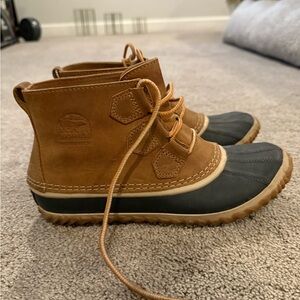 Sorel Tan and Brown Boots